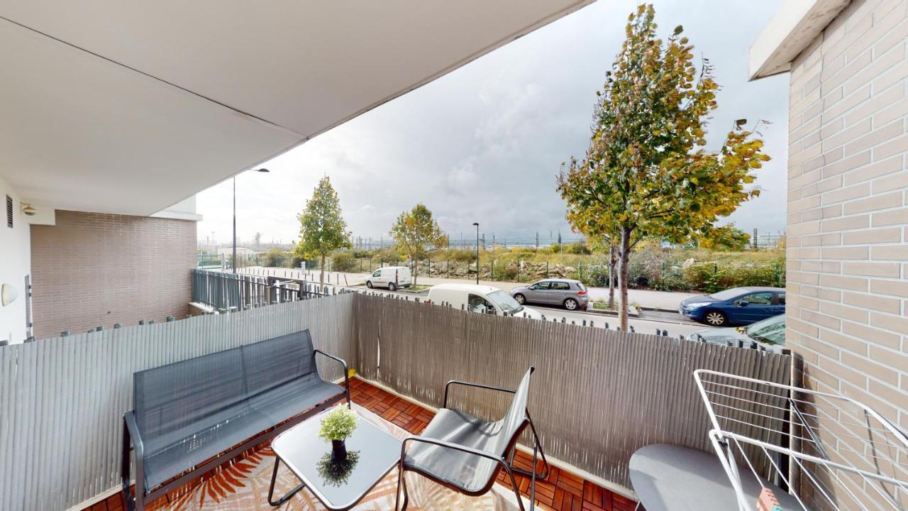 Live Like A Local Stylish 2Br With Balcony & Parking Διαμέρισμα Σαιν-Ντενί Εξωτερικό φωτογραφία