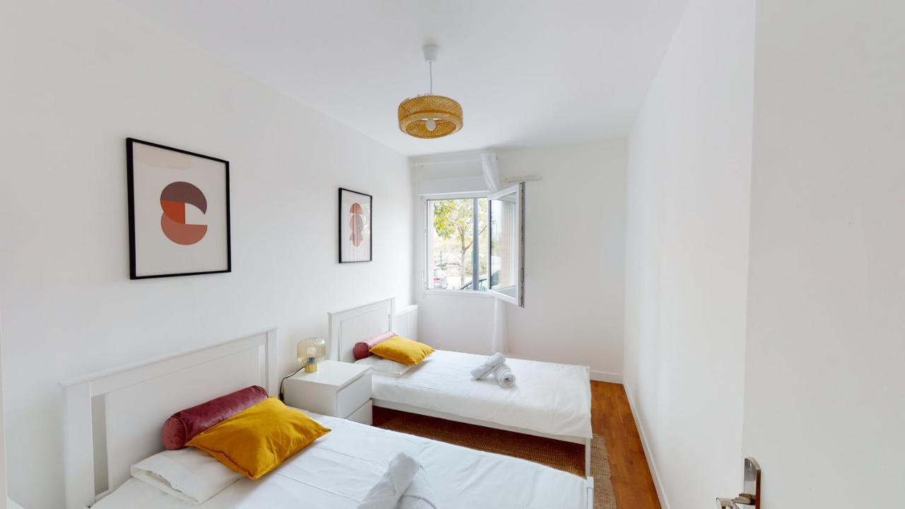 Live Like A Local Stylish 2Br With Balcony & Parking Διαμέρισμα Σαιν-Ντενί Εξωτερικό φωτογραφία
