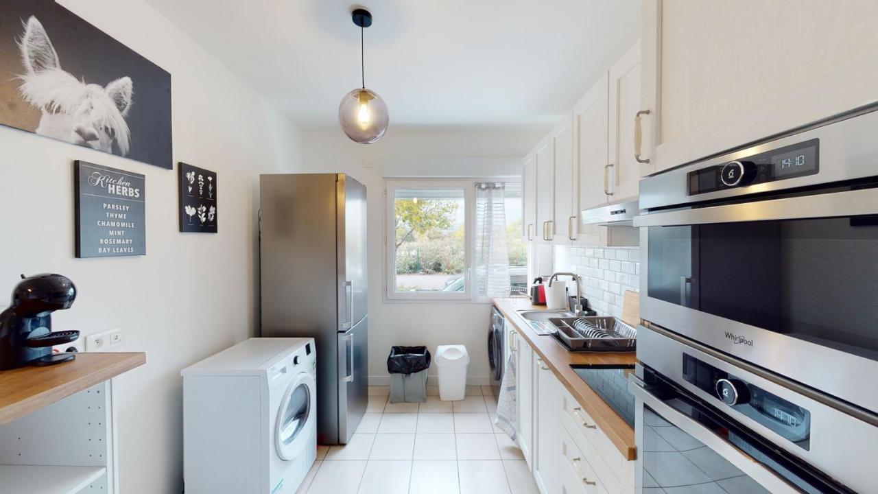 Live Like A Local Stylish 2Br With Balcony & Parking Διαμέρισμα Σαιν-Ντενί Εξωτερικό φωτογραφία