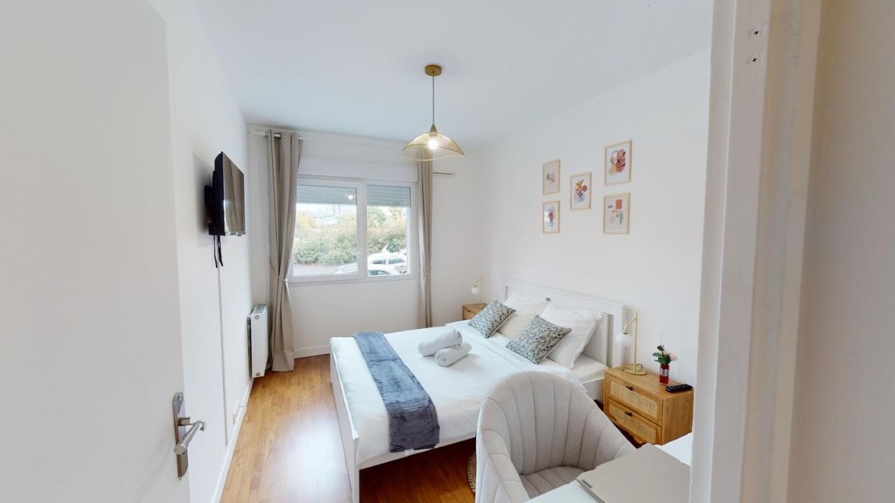 Live Like A Local Stylish 2Br With Balcony & Parking Διαμέρισμα Σαιν-Ντενί Εξωτερικό φωτογραφία